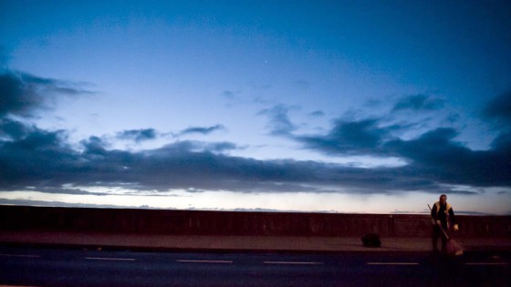 Si hay algo hermoso en el amanecer de Santa Cruz es su cielo y su luz.